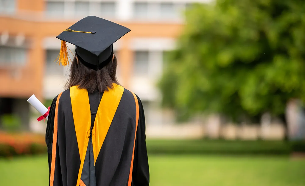 澳洲突发语言新政！485工签门槛降低，学签增额，留学生赢“麻”了！