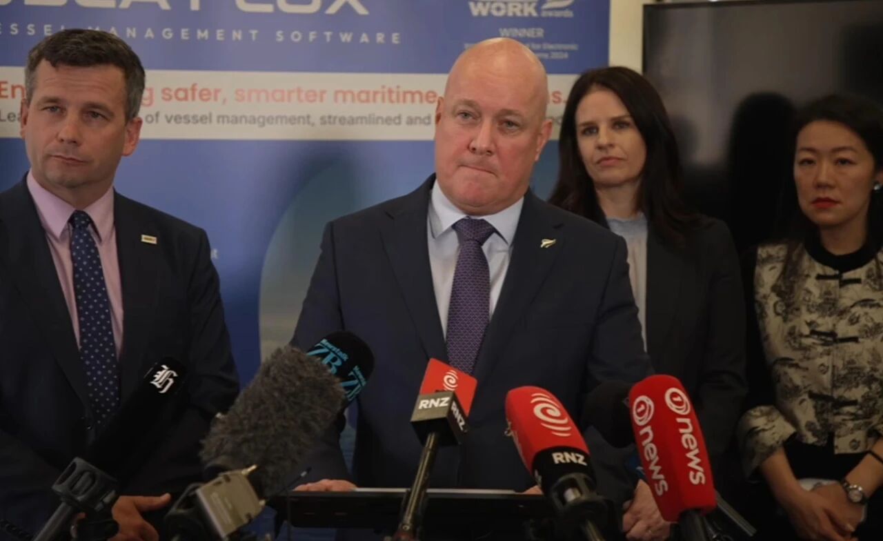 新西兰“大放水”：硕士毕业直拿PR，买房禁令松绑，中国富豪正疯狂涌入！